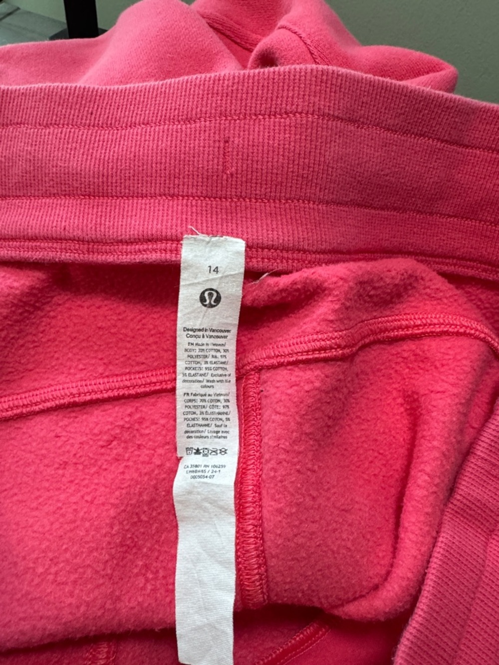 lululemon athletica Ready to Rulu Pink Cropped Joggers Size 14 - Picture 5 of 5